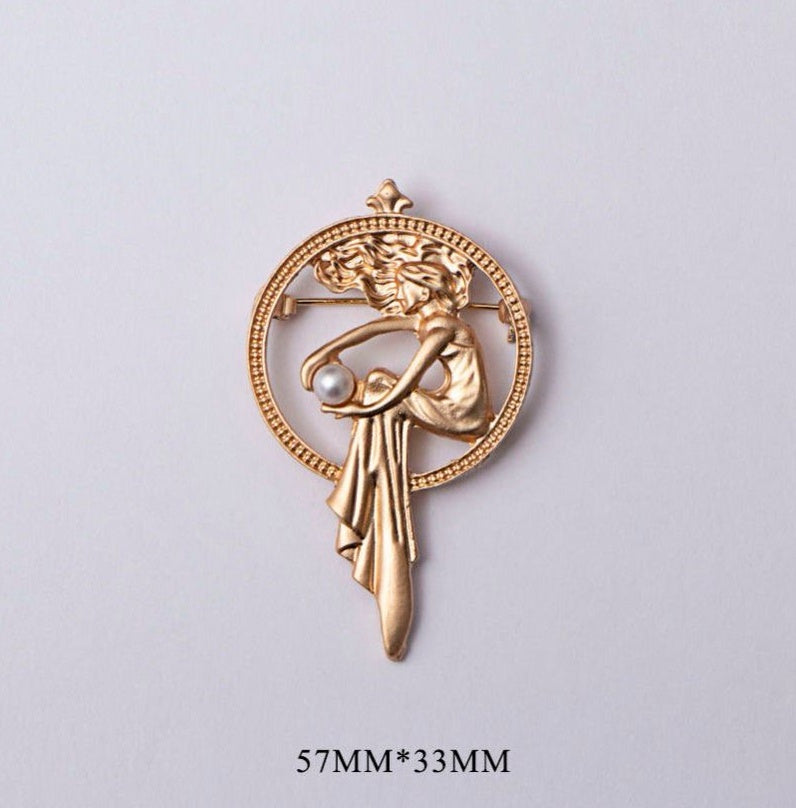 Vintage Goddess Baroque Style Brooch
