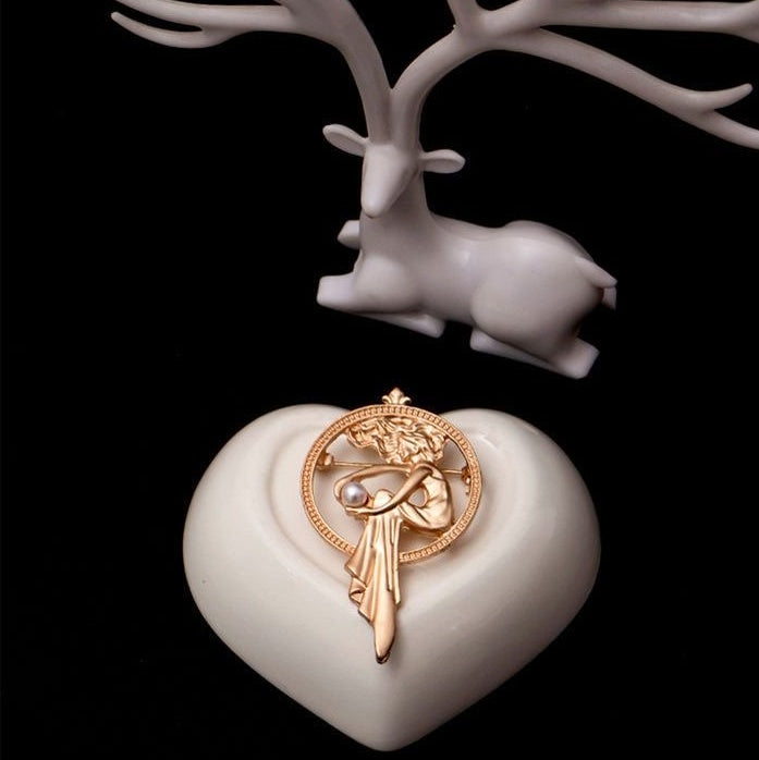 Vintage Goddess Baroque Style Brooch