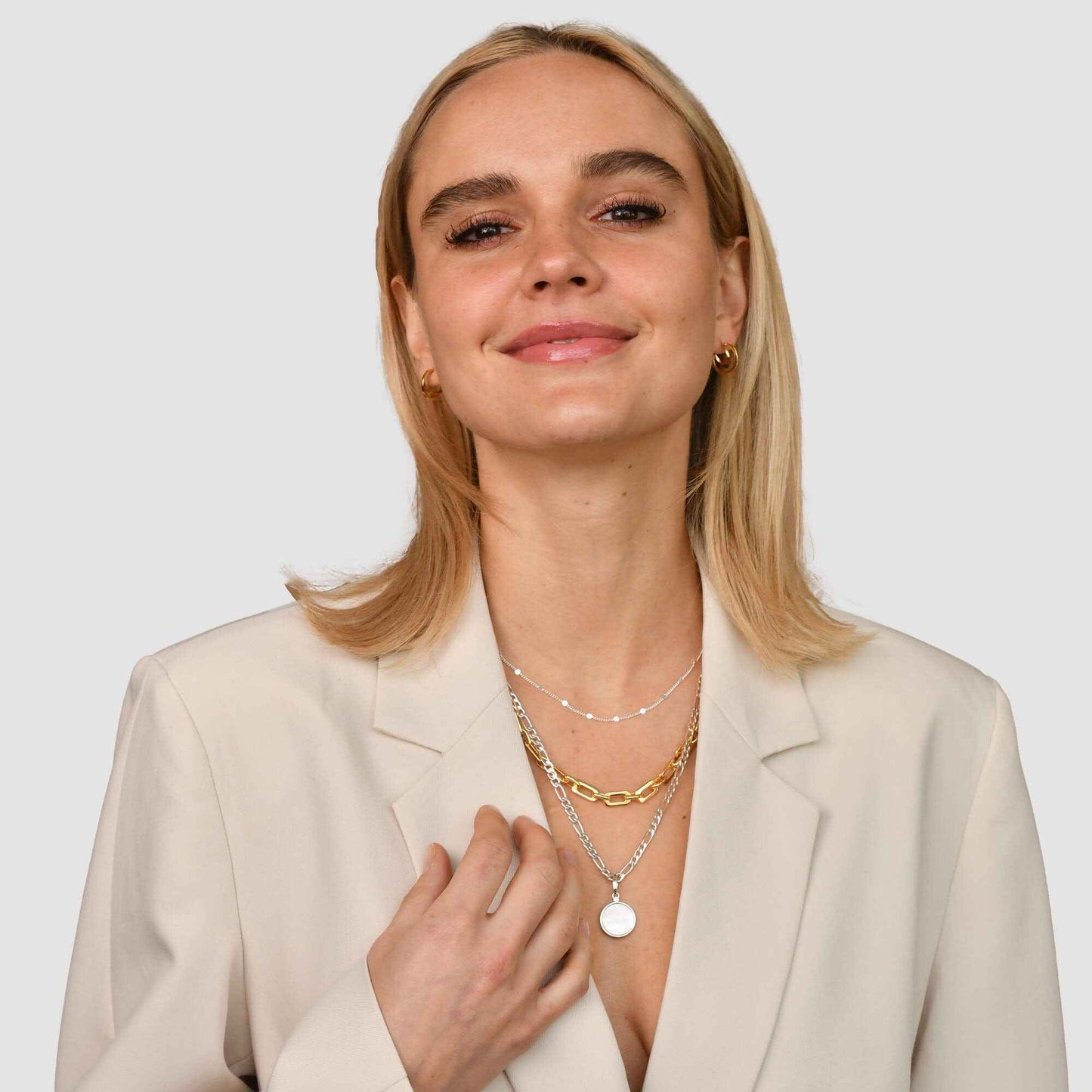 Classic Simple Women's Necklace Collarbone Jewelry